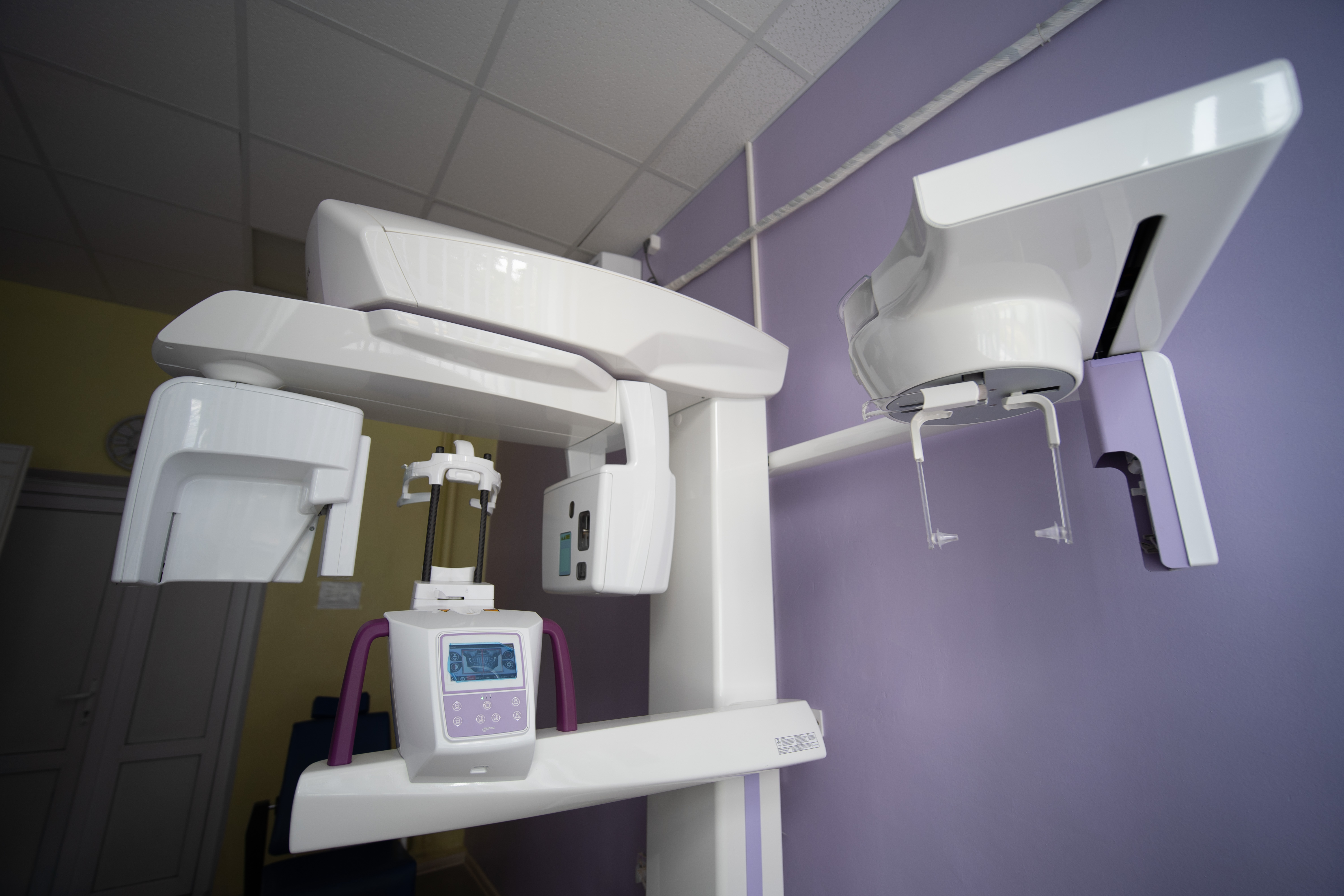 Апарат рентгенівський стоматологічний, панорамний, цефалометричний, 3D томограф